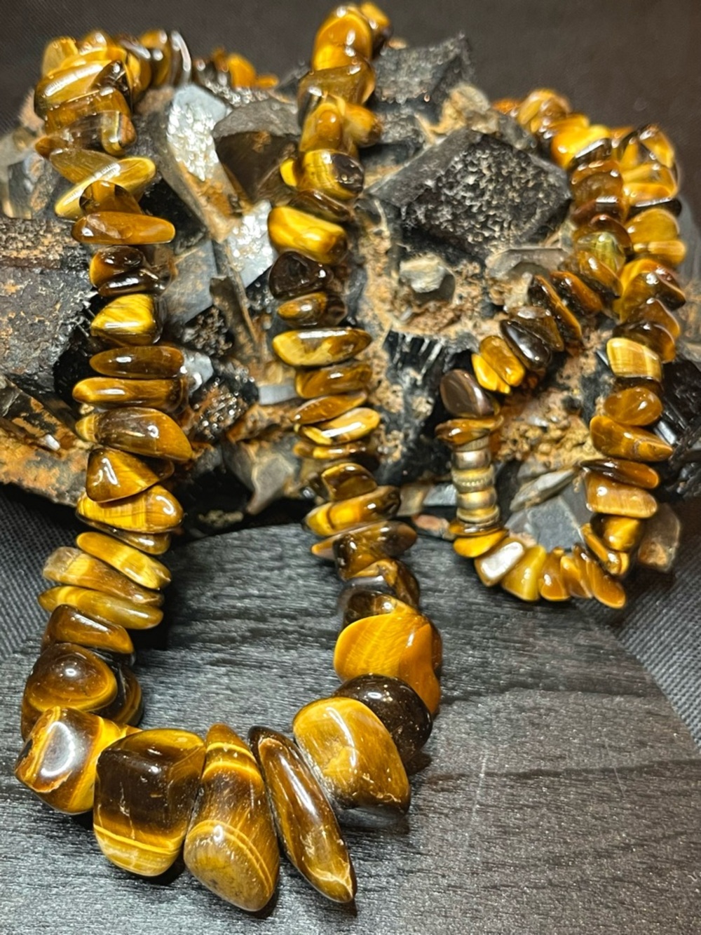 🌑Vintage Pre-Loved Genuine Tigereye Necklace 24”🌑